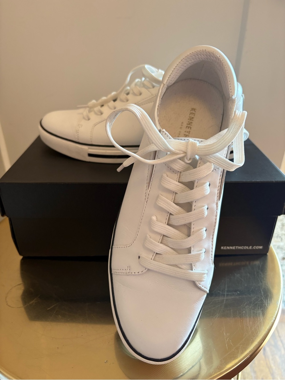 Kenneth Cole White Leather Lace-Up Sneakers with Black Trim
